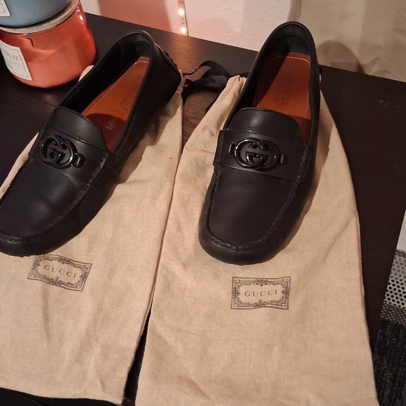 Gucci Men's Black Leather Slip-On Loafers - Picture 1 of 5